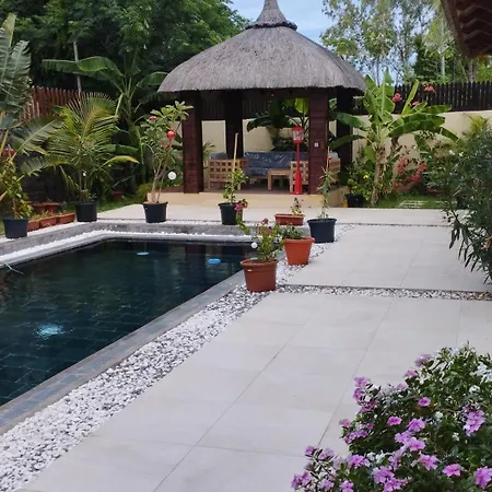 Villa Le Dauphin Du Lagon Bleu - Pereybere - Grand Baie-3