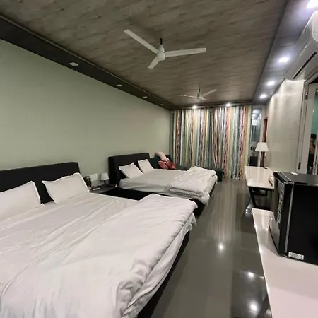 Nature'S Cove Resort-2