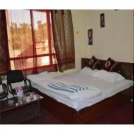 Snow Peak Guest House, Near Lavender Park ,Pahalgam-2