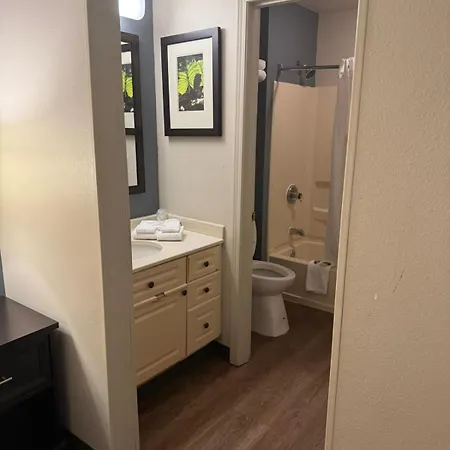 Mainstay Suites- Washington Dulles Airport-2