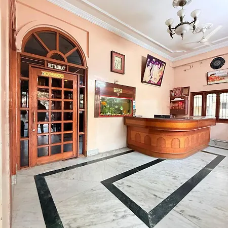 Shivam Hotel Varanasi - Near Kashi Vishwanath Temple With Parking And Lift-2
