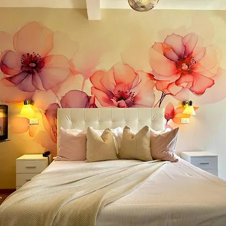 Villa Greta Hotel Rooms & Suites-2