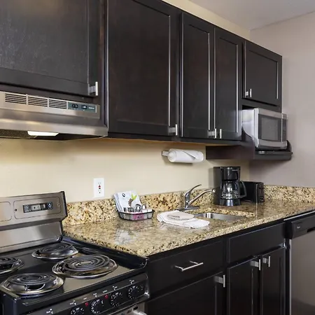Towneplace Suites By Marriott East Lansing-3