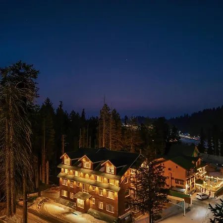 Hotel Pine Spring Gulmarg-2
