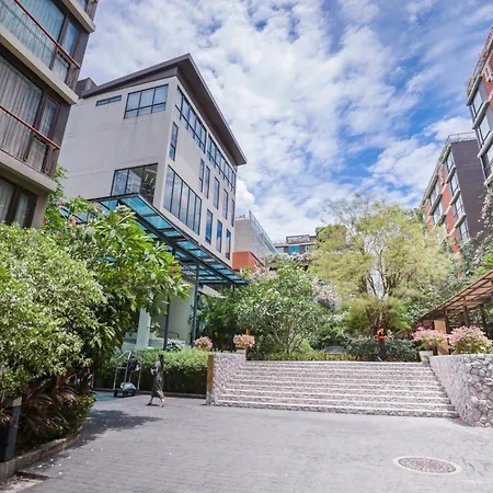 Balcony Courtyard Sriracha Hotel & Serviced Apartments-2