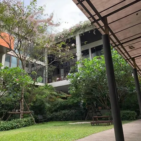 Balcony Courtyard Sriracha Hotel & Serviced Apartments-3
