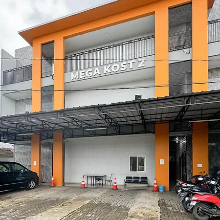 RedDoorz at Jalan Basuki Rahmat Palembang-3