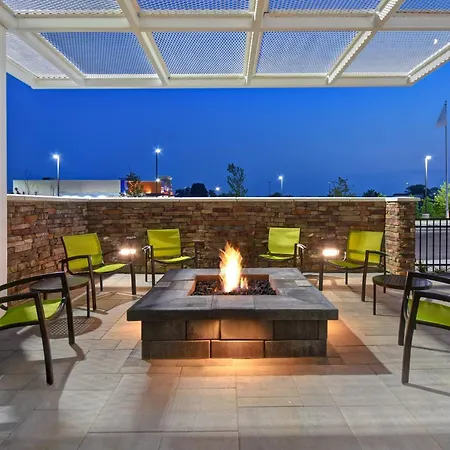 Springhill Suites By Marriott Holland-2