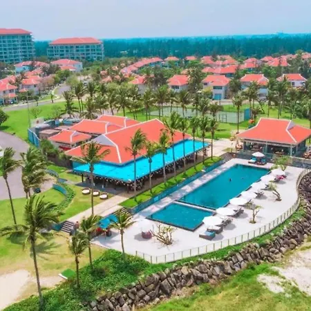 Blue Sky & Villas Beach Resort-2