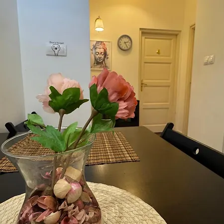 Home Vibes-2