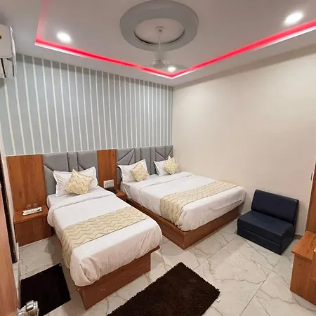 Hotel Palm Residency-2