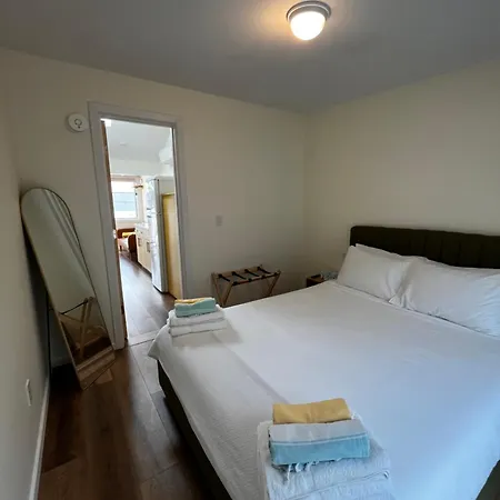 Moonrise Motel-3