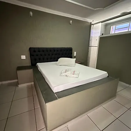 Motel Power-3