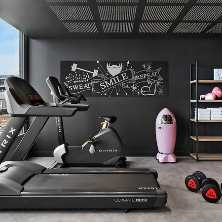 Moxy Lyon Airport-3