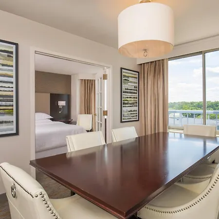 Sheraton Suites Chicago Elk Grove-3