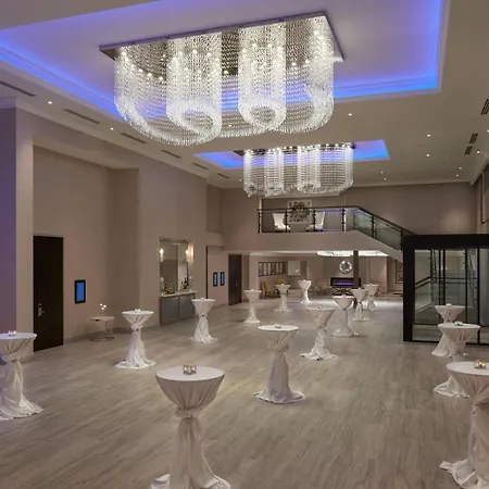 Towneplace Suites By Marriott Oshawa-2