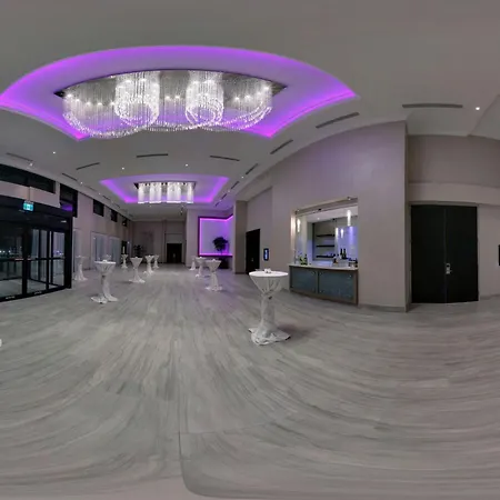 Towneplace Suites By Marriott Oshawa-3