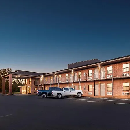 Days Inn By Wyndham Brownsville-3