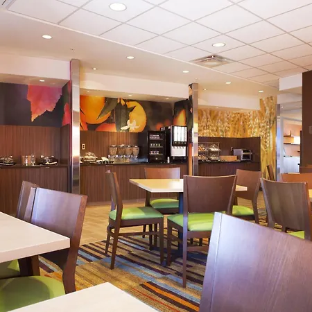 Fairfield Inn & Suites By Marriott Lethbridge-3