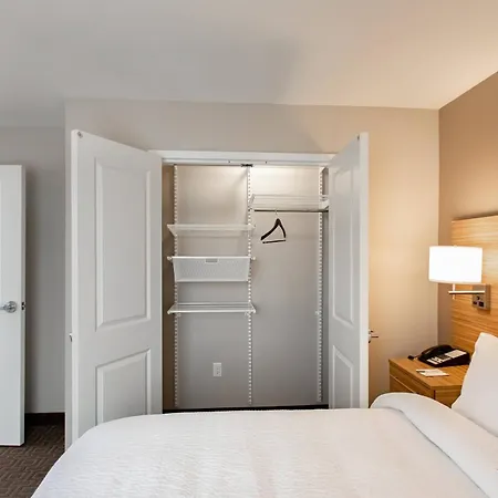 Towneplace Suites By Marriott Louisville Airport-2