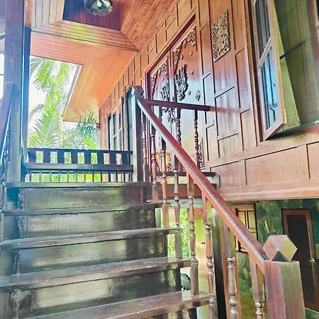 Ban Elephant Blanc Bungalow-3