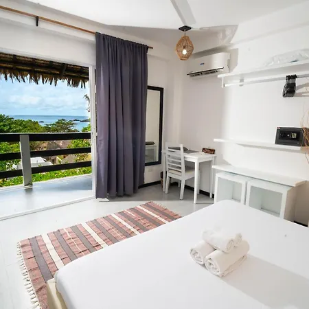 Blanco Beach Resort Malapascua-2