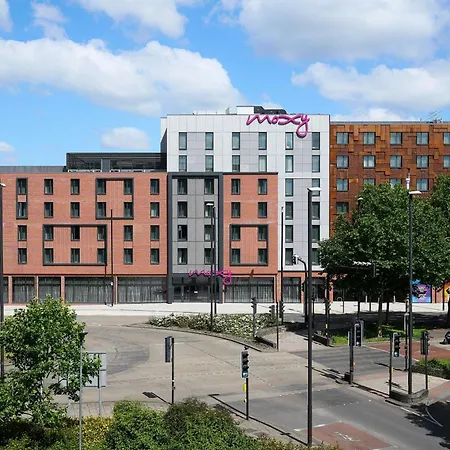 Moxy Bristol-2