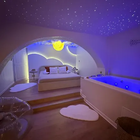 Evasion Room, Moon Nuit Insolite - Ollioules Toulon Var-2