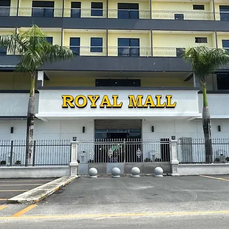 Royal International Hotel & Mall-3