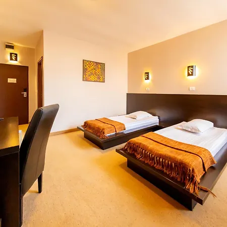Hotel Maxim-3