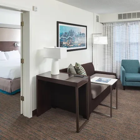 Residence Inn Kansas City Country Club Plaza-2