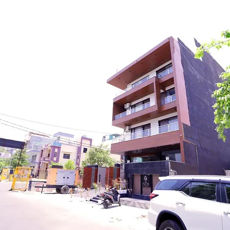 The Royal Villa - Noida Sector 70-2