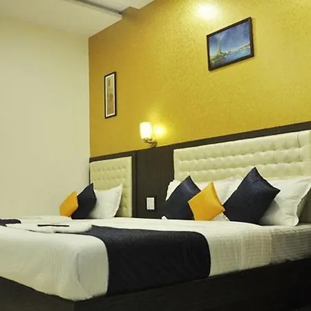 Hotel Akasa Inn Near T2 International Airport Mumbai-2