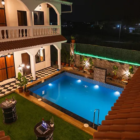 Sapphire Mansion-3
