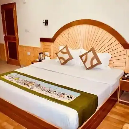 The Visor, Manali-3