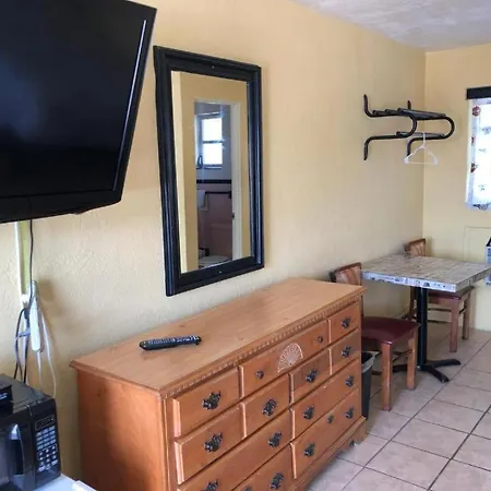 Scoot Inn-3