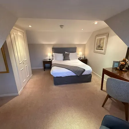 The Airds Hotel And Restaurant-2