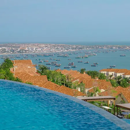 Centara Mirage Resort Mui Ne-3