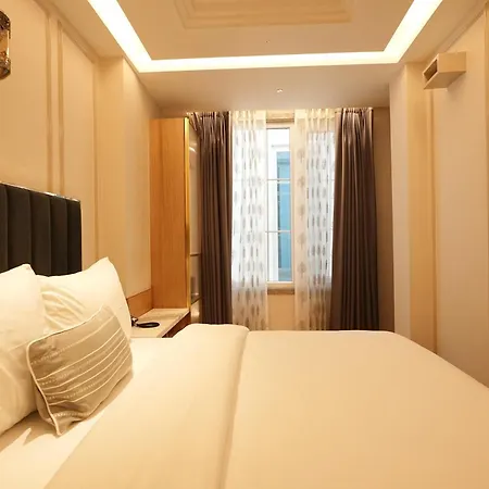 Empire Platinum Suites-Central Delhi-3
