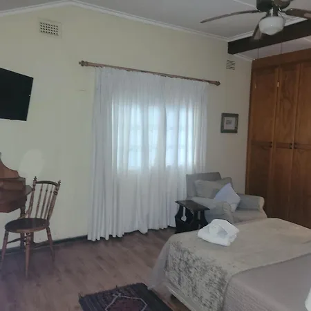 Figtree Lane Lodge-3