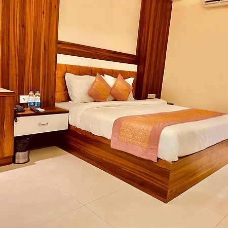 White Hotel And Restaurant Sultanwind Gate Amritsar-2
