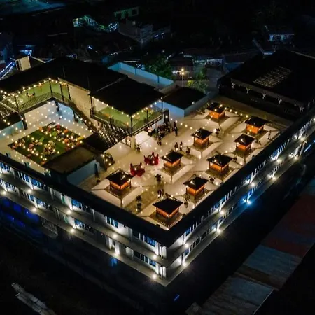 Grand Bayu Hill Hotel-3