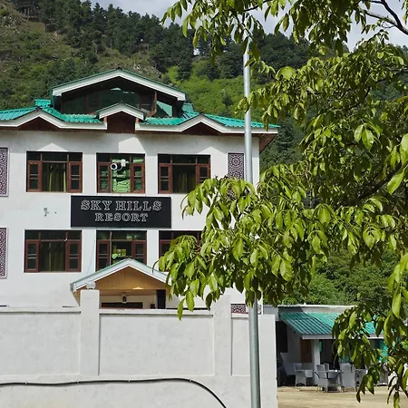 Sky Hills Resort-2