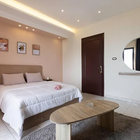 Alex Inn Rooms - Alexandria-3