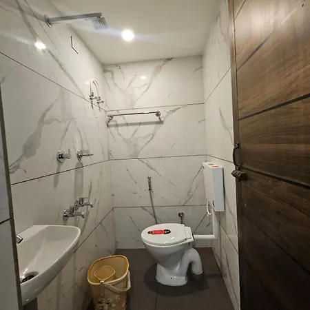 Lowfare Hotels-3