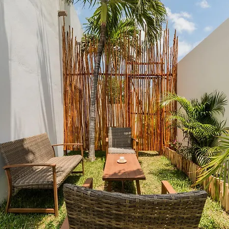 *Casa Aluxes- Guesthouse*-3