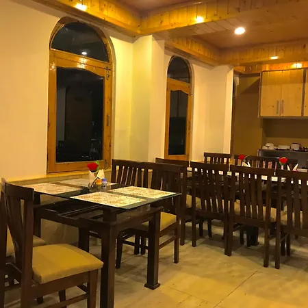 The Avenue River Side Hotel - Near Volvo Bus Stand Manali-3