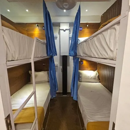 Lowfare Hotels-2