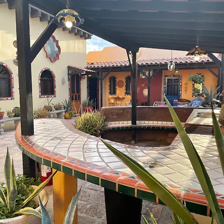 Casa Del Puerto By Rocky Host-2