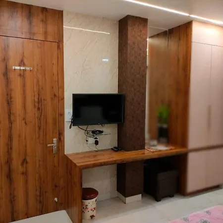 Hotel S3-3